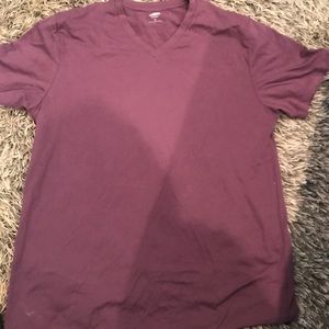 old navy medium light plum colored t-shirt
(56c